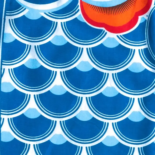 koinobori-madame-mo-coton-bio-bleu_ocean-taille-s (3).webp