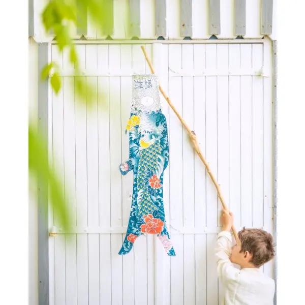 koinobori-madame-mo-coton-bio-tattoo-koi-taille-m (1).webp