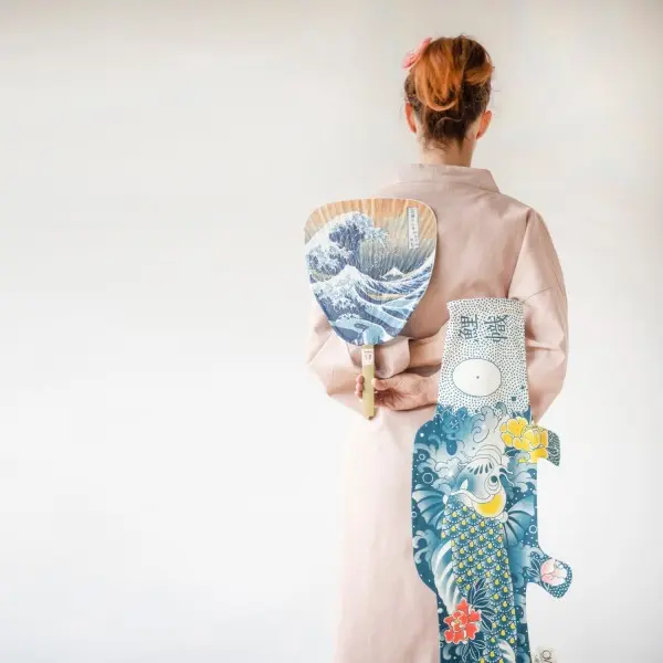 koinobori-madame-mo-coton-bio-tattoo-koi-taille-m (2).webp