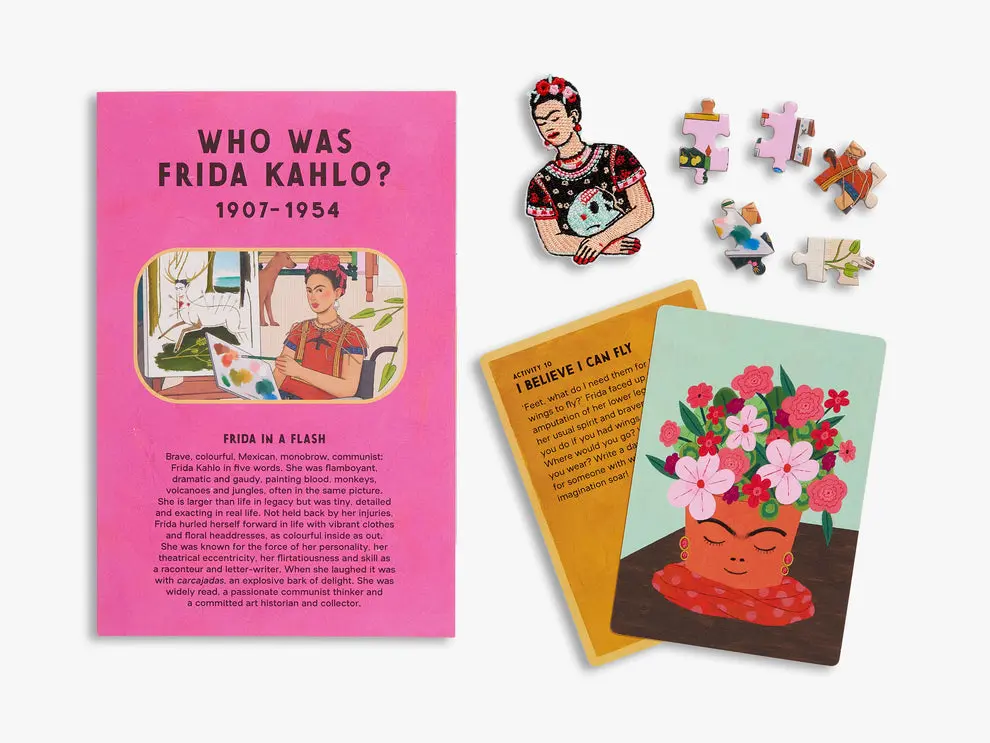 9780500421055_Kahlo-The-Artist-Box_in01.webp