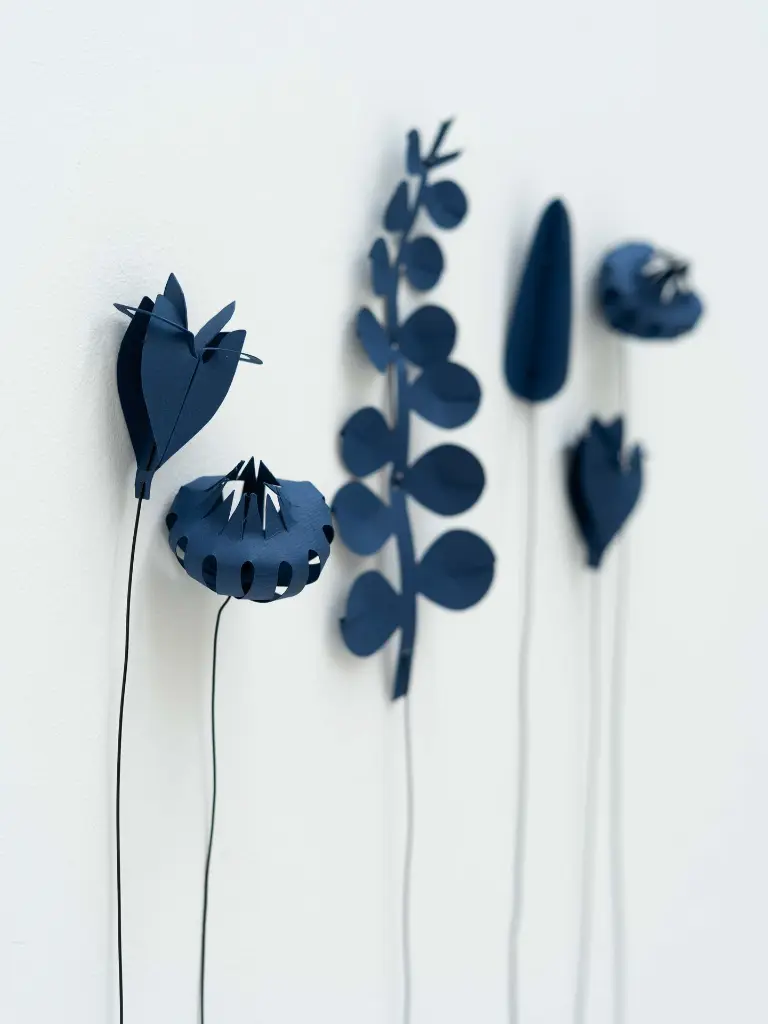 FIELD_flowers_dusk_blue (18).webp