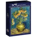 Keizerlijke keizerskronen in een koperen vaas