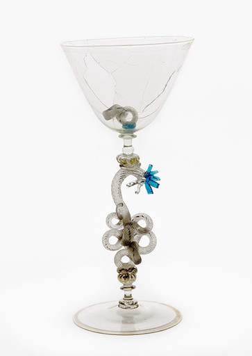 Slangenglas met brede kelk