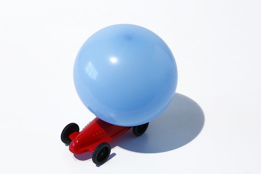 [70790901] Ballonauto