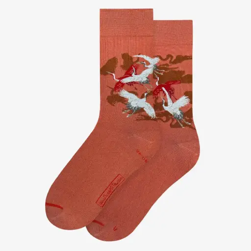 Vrouwenhaori met witte en rode kraanvogels